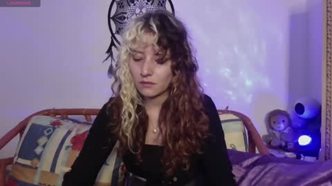 Snapshot of bandit_monkey chatting on January 20, 4:10 am V E R O N I C A online show from January 20, 4:10 am