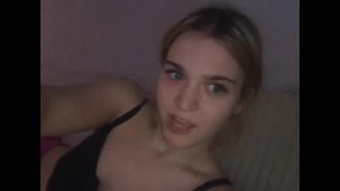 bansam1738 online show from May 15, 11:34 pm