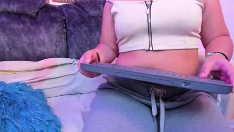 Snapshot of barbara_honey chatting on March 12, 3:51 pm Barbara online show from March 12, 3:51 pm