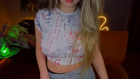 Snapshot of barbaramiles chatting on January 6, 2:14 pm Barbara online show from January 6, 2:14 pm