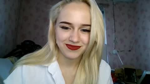 barbie___girl online show from November 15, 12:51 pm