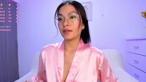  independet model online show from January 5, 3:00 am