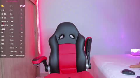 Snapshot of barbie_ebony_ chatting on January 12, 4:00 am Nicolle online show from January 12, 4:00 am