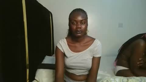 queen online show from October 15, 9:37 pm