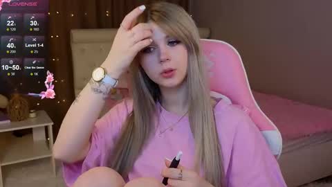 Snapshot of barbiee_b chatting on February 17, 3:22 pm Stacy online show from February 17, 3:22 pm