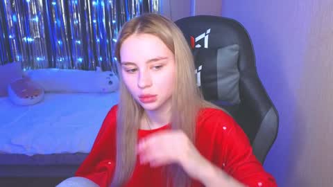 Snapshot of barbieee_doll chatting on January 8, 1:09 pm Eva online show from January 8, 1:09 pm