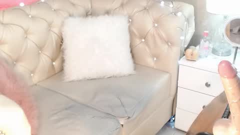 Snapshot of barbiefox_ chatting on January 10, 1:10 am barbiefox_ online show from January 10, 1:10 am