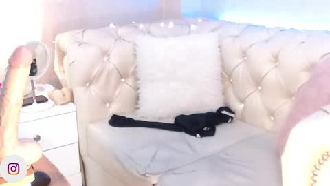 Snapshot of barbiefox_ chatting on September 14, 5:03 pm barbiefox_ online show from September 14, 5:03 pm