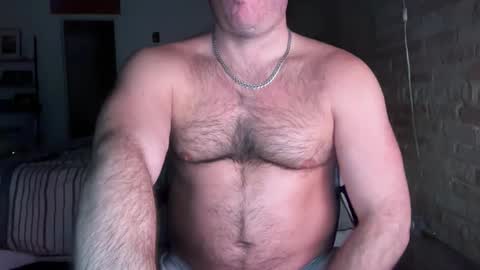 Snapshot of barebackheat chatting on January 27, 11:33 pm Barebackheat online show from January 27, 11:33 pm