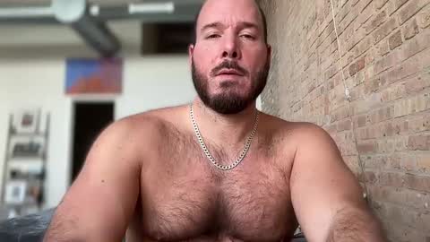 Snapshot of barebackheat chatting on December 7, 8:11 pm Barebackheat online show from December 7, 8:11 pm