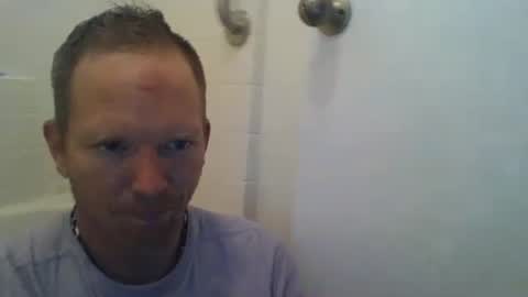 Snapshot of barniemay1 chatting on February 13, 11:37 pm barniemay1 online show from February 13, 11:37 pm