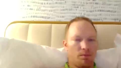 Snapshot of barniemay1 chatting on January 7, 12:34 am barniemay1 online show from January 7, 12:34 am