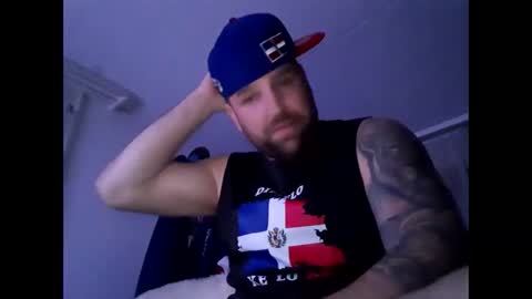 Snapshot of barrias23 chatting on October 15, 6:31 pm barrias23 online show from October 15, 6:31 pm