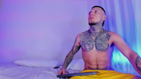 Bruce  online show from September 26, 7:16 am