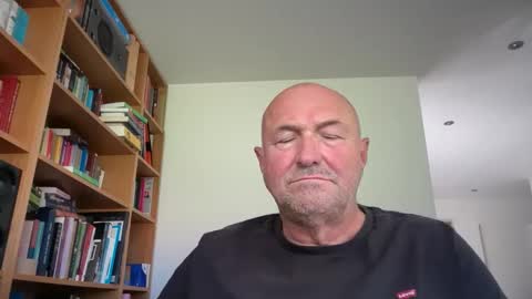 bartvel online show from April 29, 9:47 am