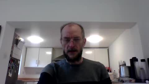 Snapshot of basiccamguy chatting on February 25, 10:15 am basiccamguy online show from February 25, 10:15 am