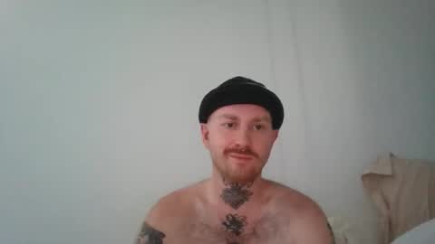 basil_boi online show from May 20, 12:18 am