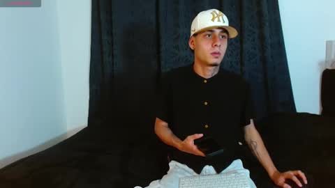 Bastian online show from December 2, 12:20 am