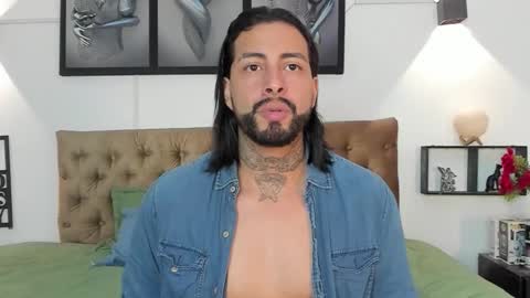 bastian_jones1 online show from February 24, 4:59 am