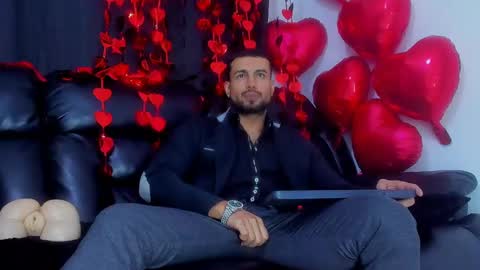 Snapshot of bastian_ruiz chatting on February 13, 3:07 am bastian online show from February 13, 3:07 am