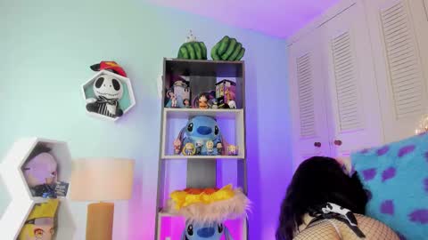 Batman kim  online show from October 9, 2:00 pm