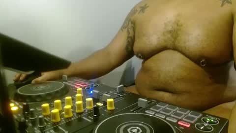 Bator Papi online show from February 19, 2:33 am