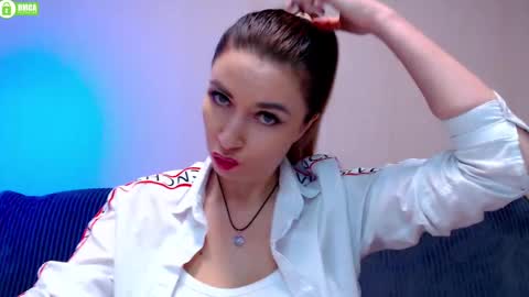 bb__bonami_ online show from December 24, 3:47 pm