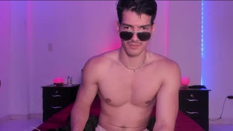 Valentino online show from February 21, 9:22 pm