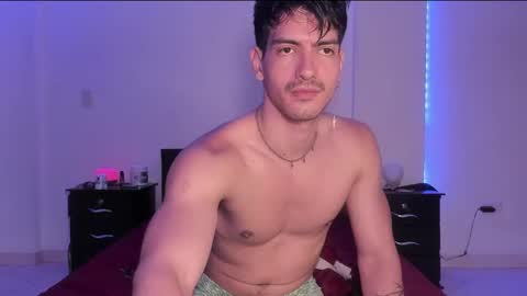 Valentino online show from February 19, 9:14 pm