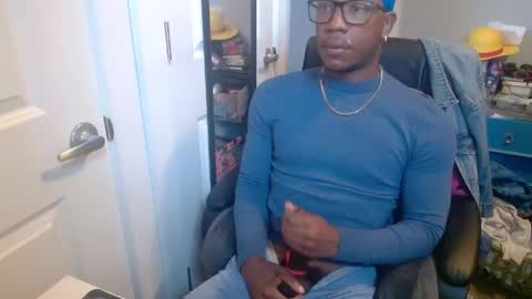 Racks online show from April 22, 4:36 pm