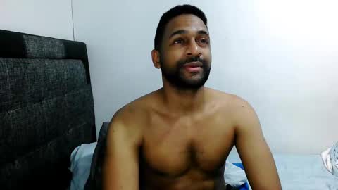 Snapshot of bbcblackhot33 chatting on February 22, 2:50 am john online show from February 22, 2:50 am