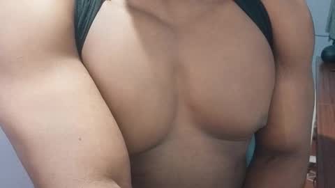 bbcthomas123112 online show from September 21, 9:57 am