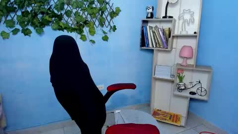 Charlote online show from November 29, 3:19 pm