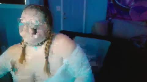 bbwgamergirl93 online show from September 21, 8:46 pm