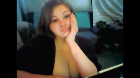 PlushiePrincess online show from March 27, 4:41 pm