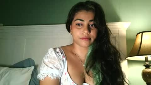 bbycakes0905 online show from September 17, 2:04 am