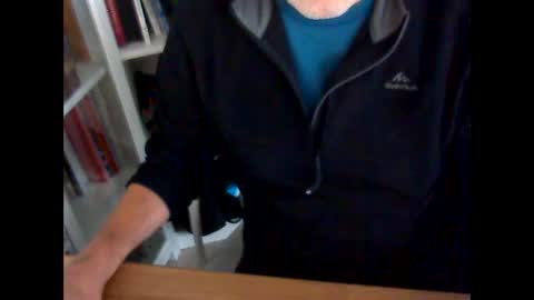 Snapshot of bcn1959 chatting on December 11, 8:36 am bcn1959 online show from December 11, 8:36 am