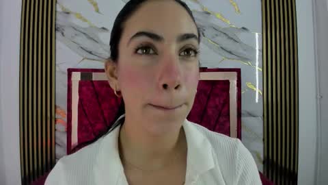 daniela villamizar online show from October 21, 2:10 pm