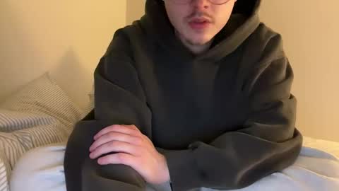 bdmancmax95 online show from February 7, 10:35 pm