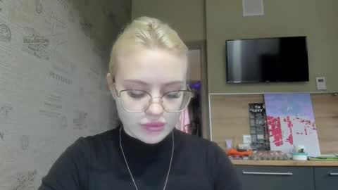 Snapshot of be_daddy chatting on February 18, 5:09 pm Summer BABY online show from February 18, 5:09 pm