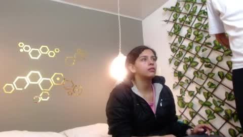 Sara  Juan online show from September 28, 2:42 am