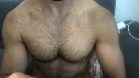 beardandmuscles95 online show from December 27, 4:21 pm