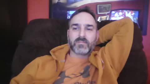 beardedambition online show from February 2, 3:54 am