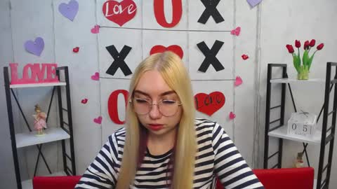 BeatriceFlyy online show from March 5, 1:17 pm