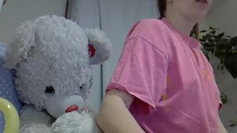 Snapshot of beatricetender chatting on March 6, 7:10 pm BeatriceTender online show from March 6, 7:10 pm