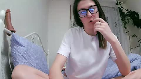 Snapshot of beatricetender chatting on February 6, 8:02 pm BeatriceTender online show from February 6, 8:02 pm
