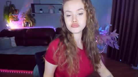 BeatriceWild online show from March 7, 10:48 am