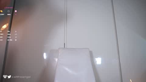 Snapshot of beatrix_rich chatting on December 6, 10:13 pm beatrix_rich online show from December 6, 10:13 pm