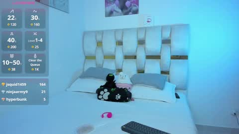 Snapshot of beautiful_doll888 chatting on February 7, 6:14 am Valeria online show from February 7, 6:14 am