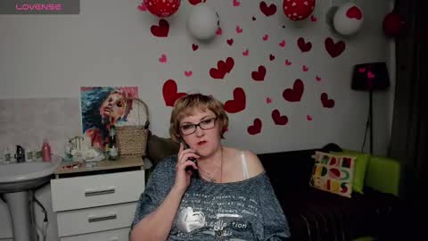 your Lana online show from March 1, 5:16 pm